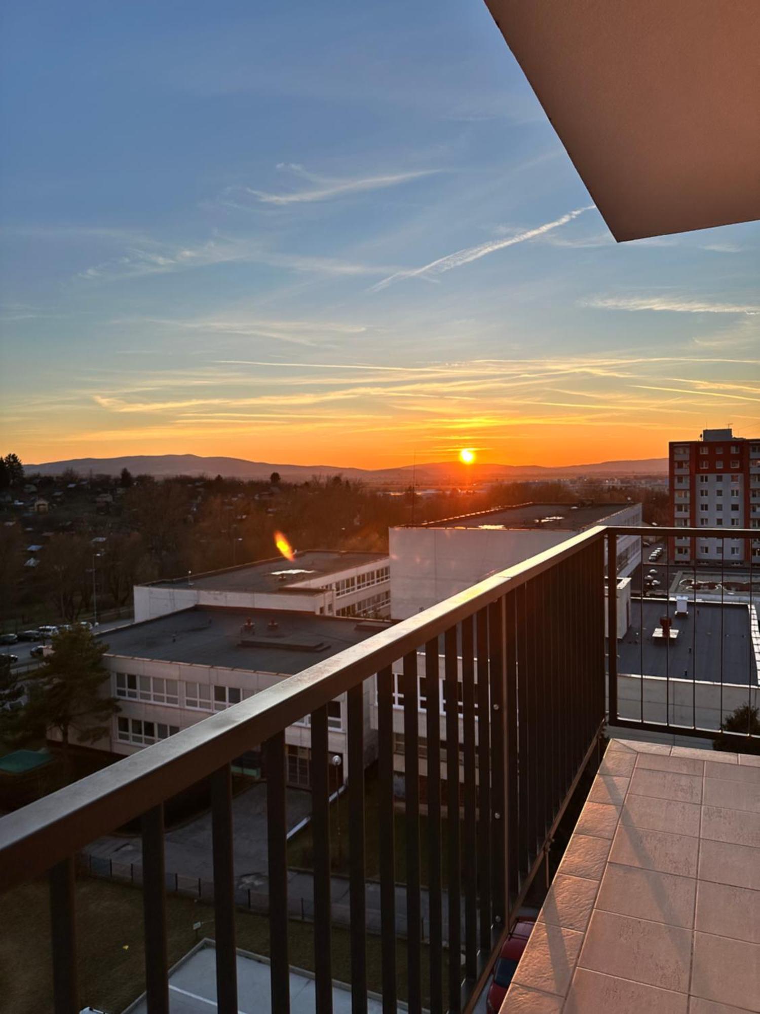 Trendy Apartment Trenčín Екстериор снимка